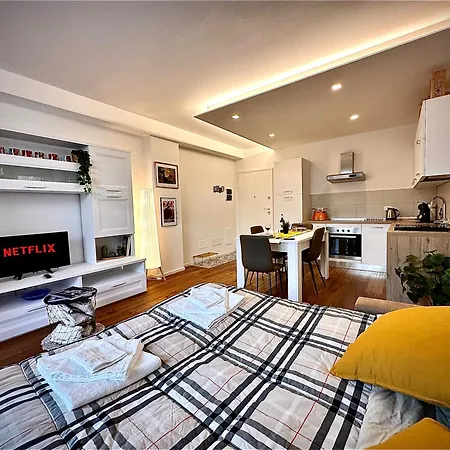 In The Heart Of Siena, 7 Minutes From Piazza Del Campo Apartment Exterior photo