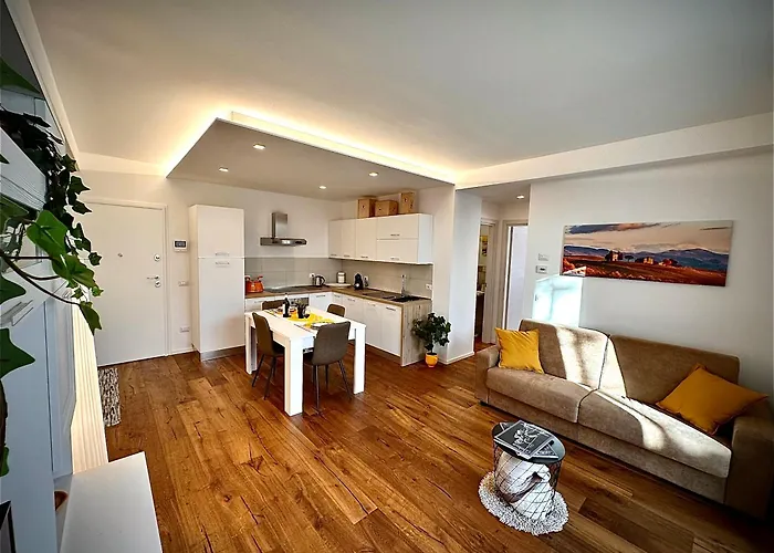 In The Heart Of Siena, 7 Minutes From Piazza Del Campo