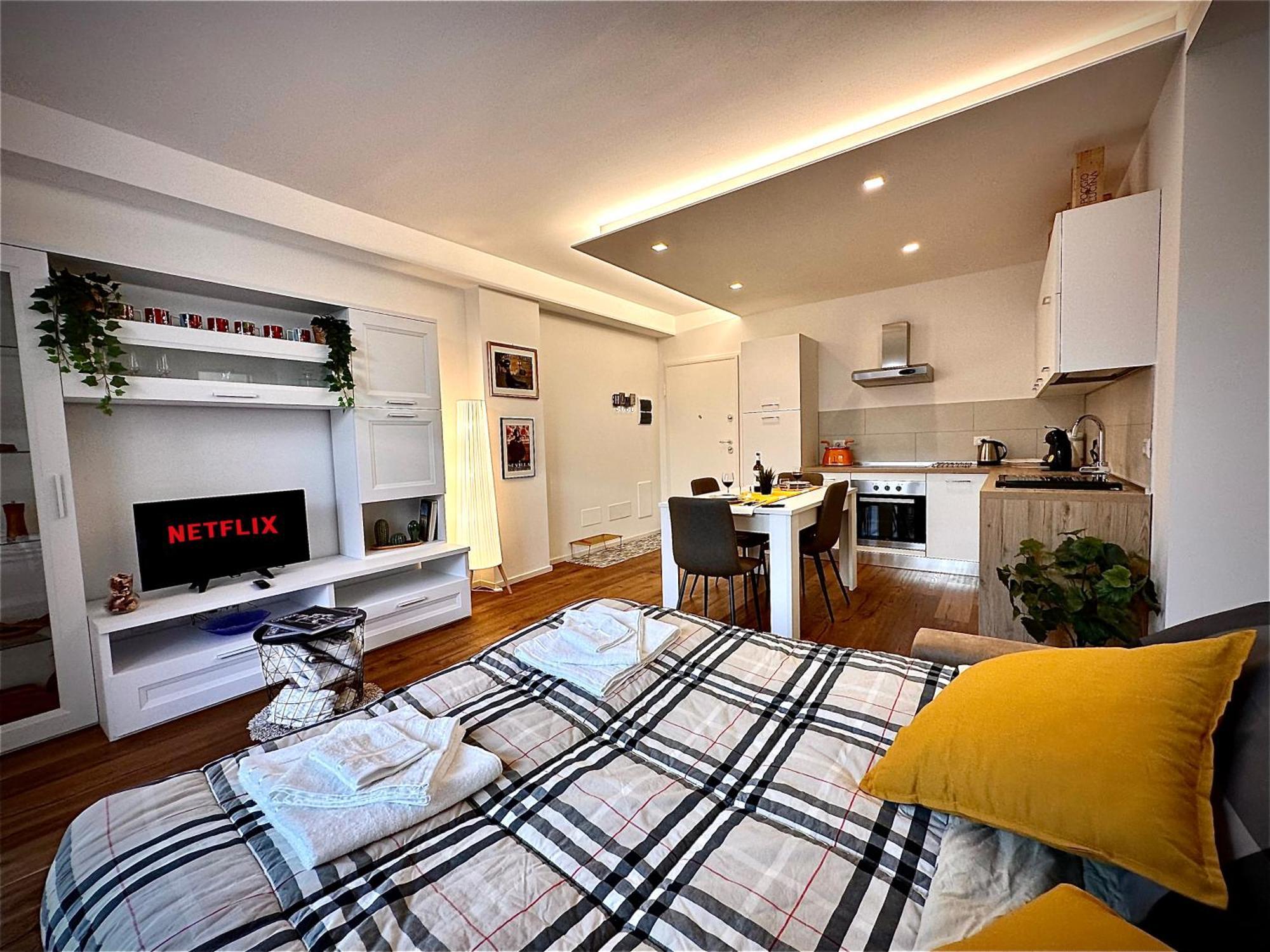 In The Heart Of Siena, 7 Minutes From Piazza Del Campo